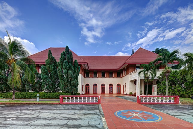 Visit and explore Canberra House (Old Admiralty House).